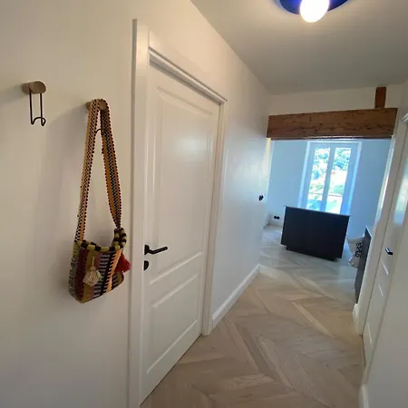 Beautiful And Bright 2 Menton