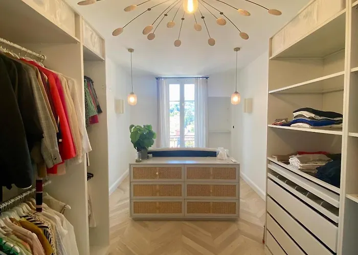 Beautiful And Bright 2 Menton